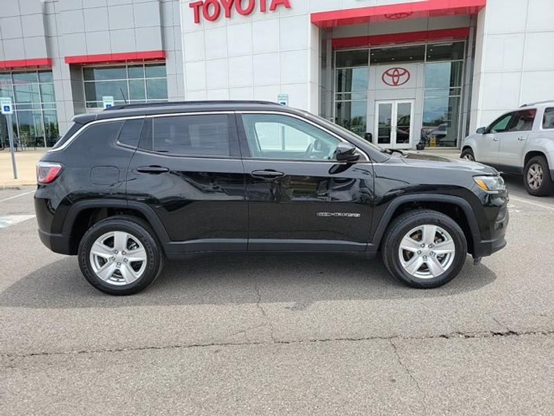 Jeep Compass 2022 price $23,946