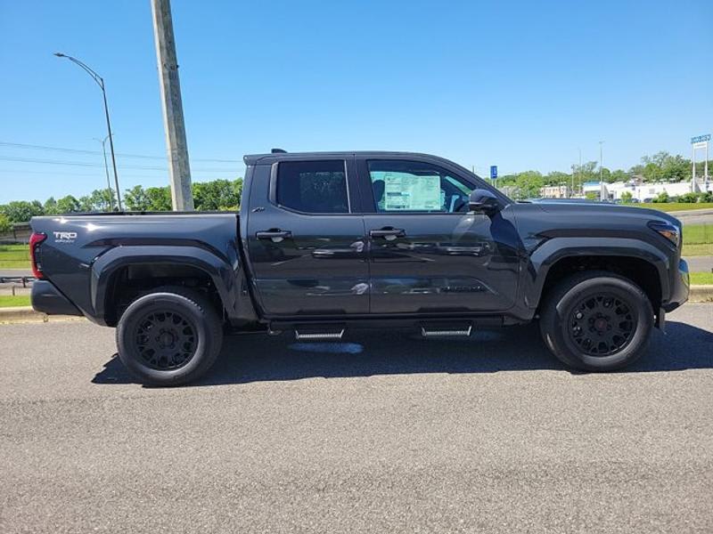 Toyota Tacoma 2024 price $47,972