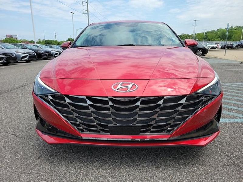 Hyundai Elantra 2023 price $23,453