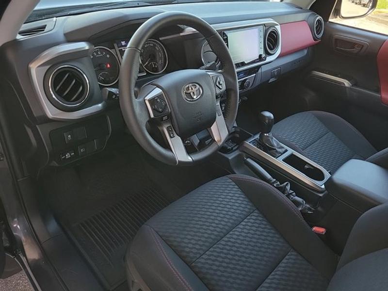 Toyota Tacoma 2022 price $32,185