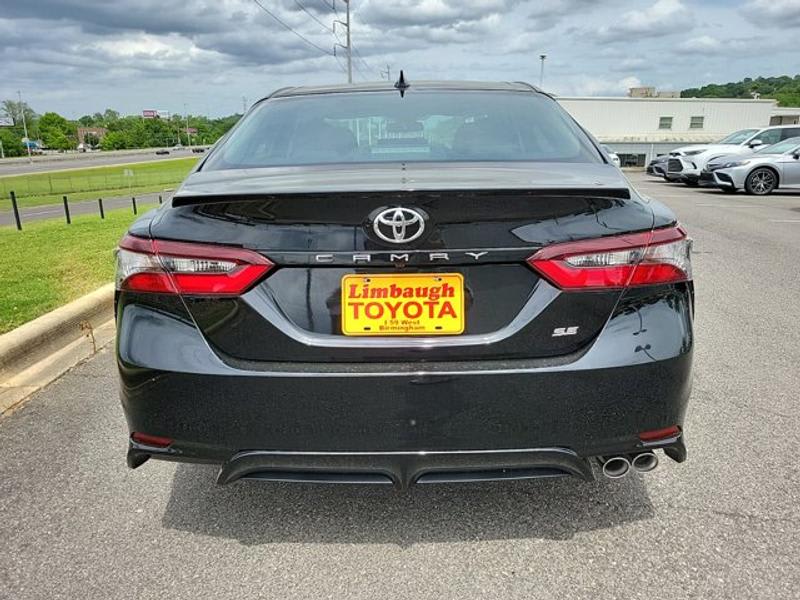 Toyota Camry 2024 price $30,421