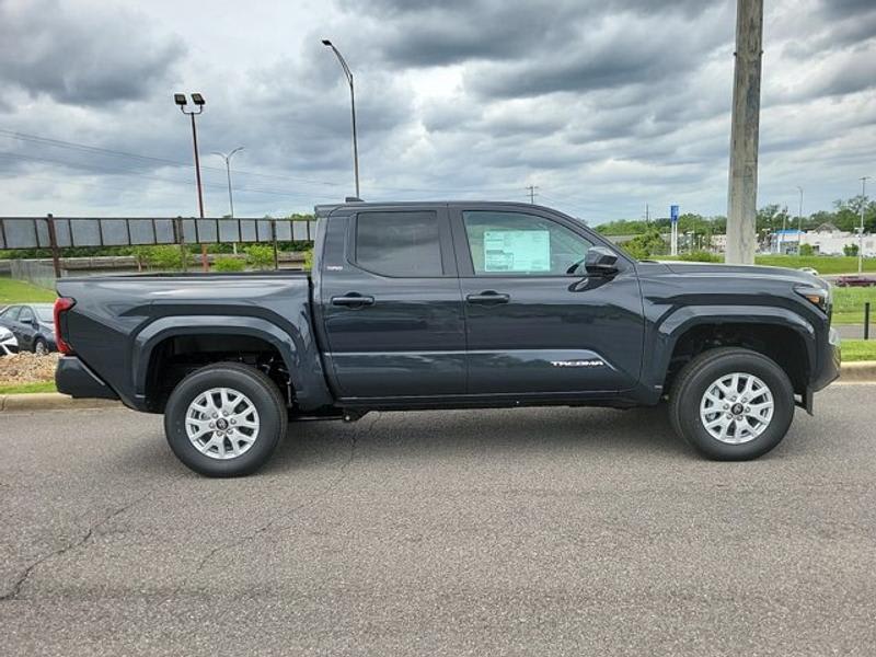 Toyota Tacoma 2024 price $43,136