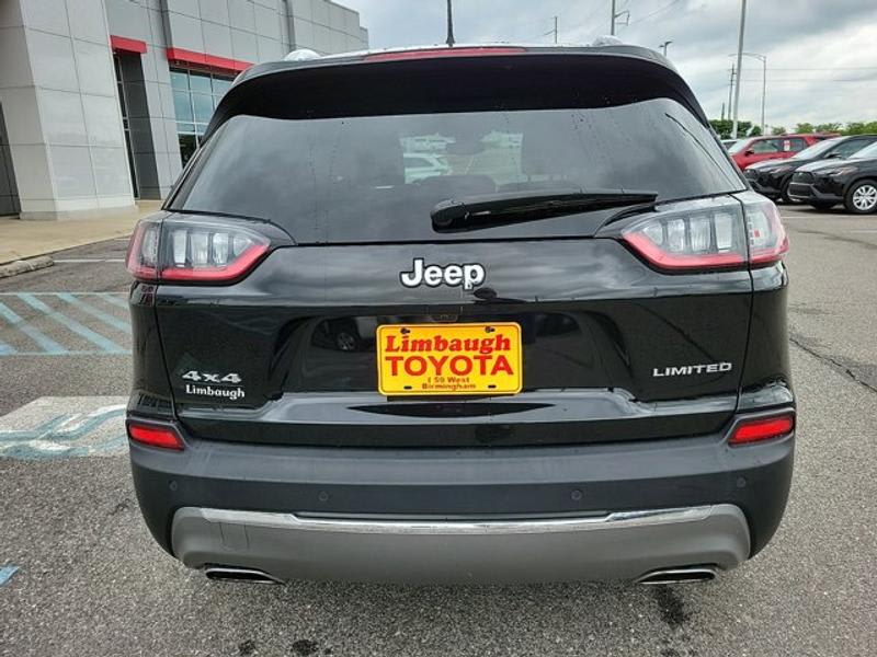 Jeep Cherokee 2021 price $25,919