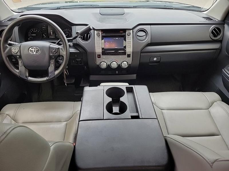 Toyota Tundra 2018 price $15,421