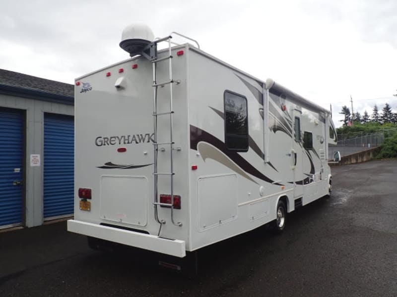 Jayco Greyhawk 32 Ft. Class C Motorhome 1 Slide Low Mile 2011 price $44,950