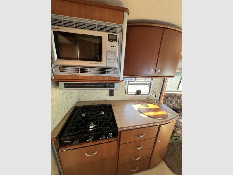 Itasca navion 24ft class c motor home 1 slide diesel engi 2007 price $44,950