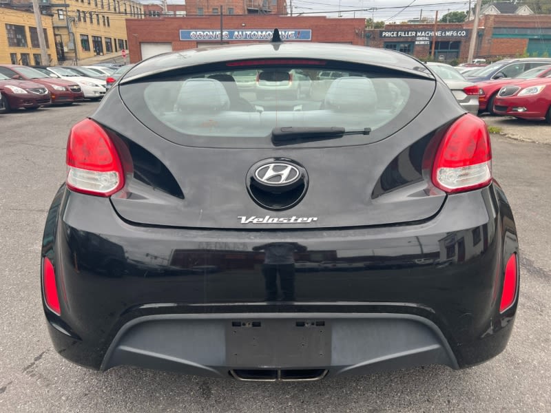 Hyundai Veloster 2013 price $6,490