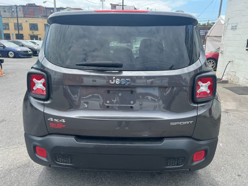 Jeep Renegade 2017 price $10,490