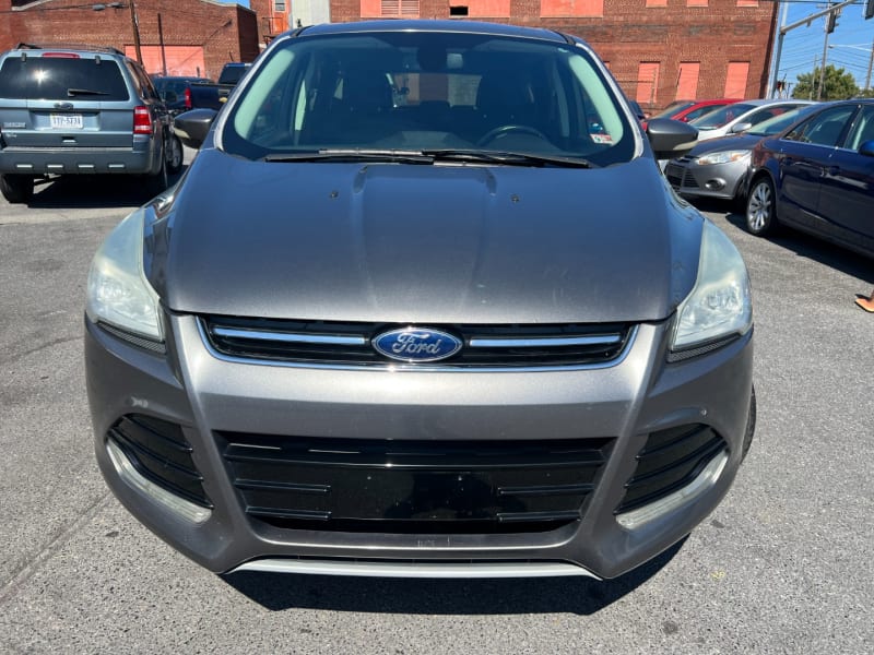 Ford Escape 2013 price $8,490