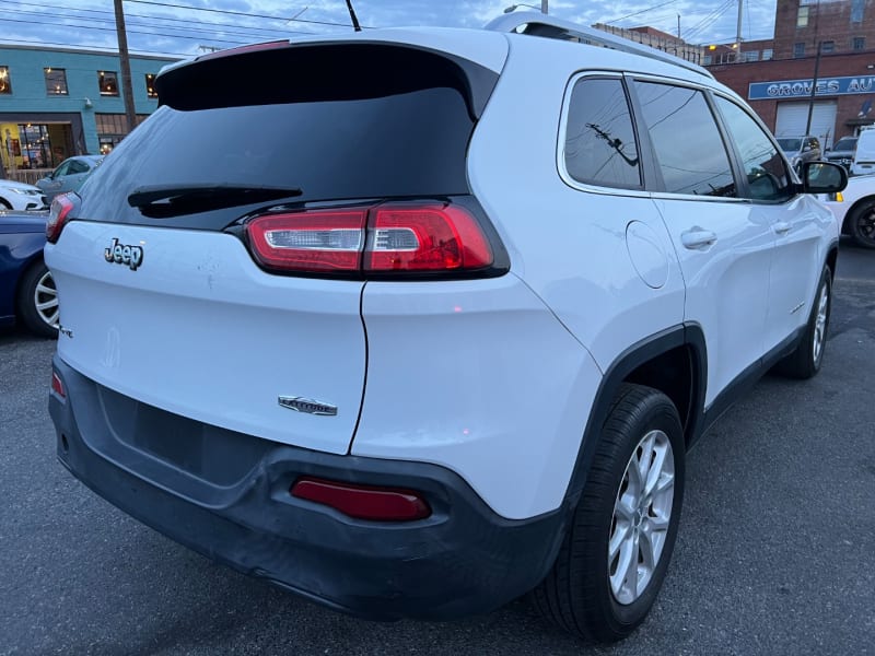 Jeep Cherokee 2014 price $8,990