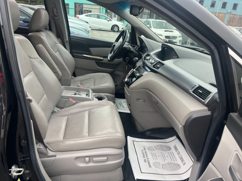 Honda Odyssey 2012 price $9,490