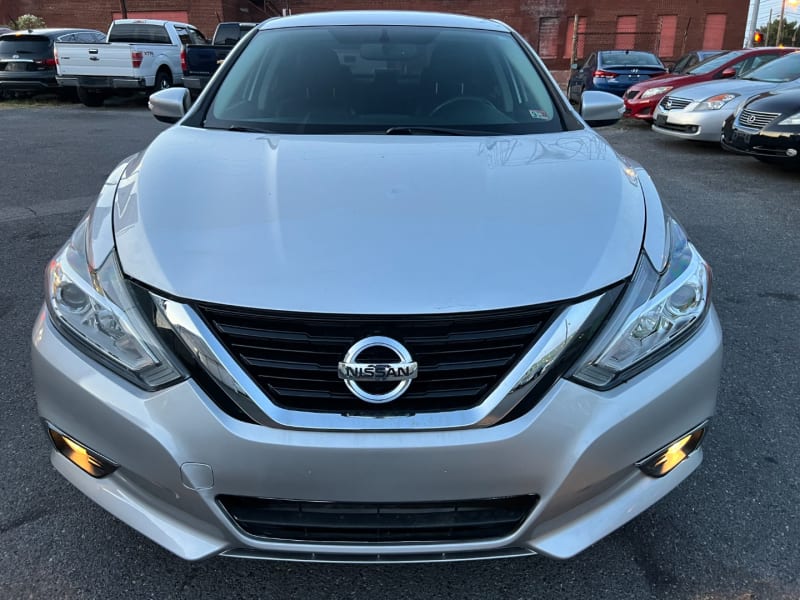 Nissan Altima 2018 price $8,990