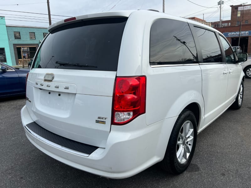 Dodge Grand Caravan 2018 price $8,990