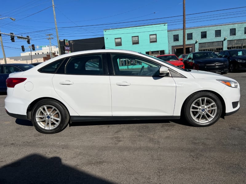 Ford Focus 2016 price $7,990