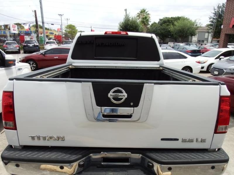 Nissan Titan Crew Cab 2010 price $16,995