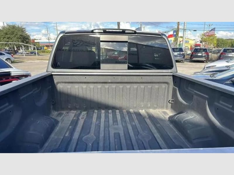 Nissan Titan Crew Cab 2021 price $27,995