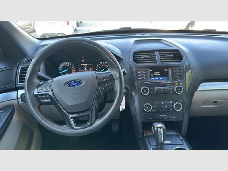 Ford Explorer 2018 price $17,995
