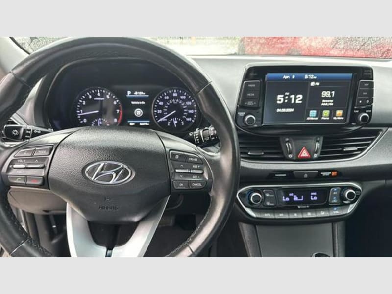 Hyundai Elantra GT 2018 price $14,995