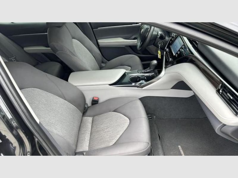 Toyota Camry 2019 price $18,995