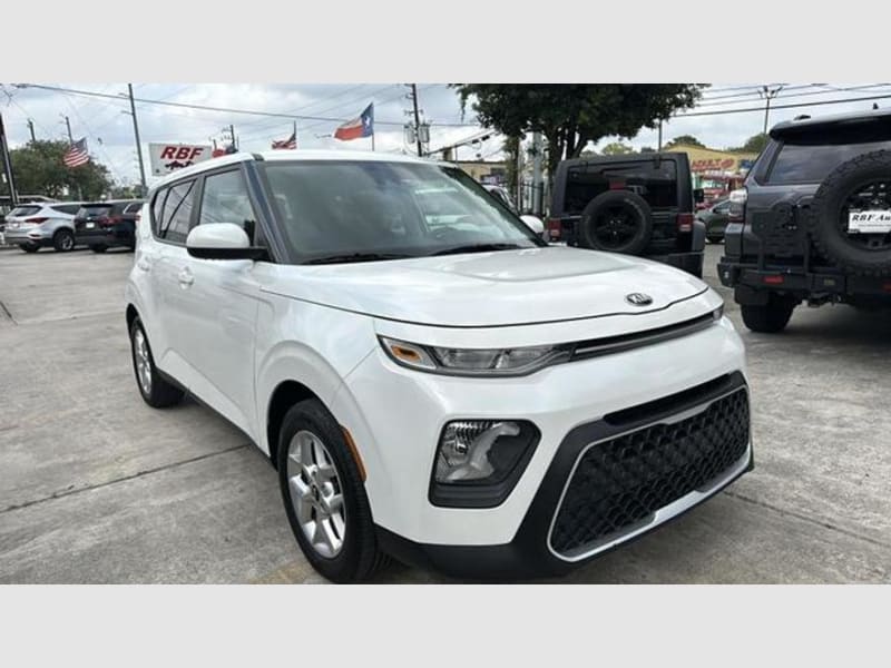 Kia Soul 2021 price $18,995