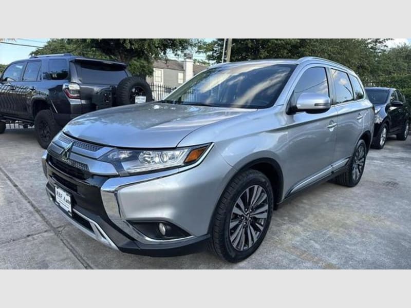 Mitsubishi Outlander 2020 price $18,995