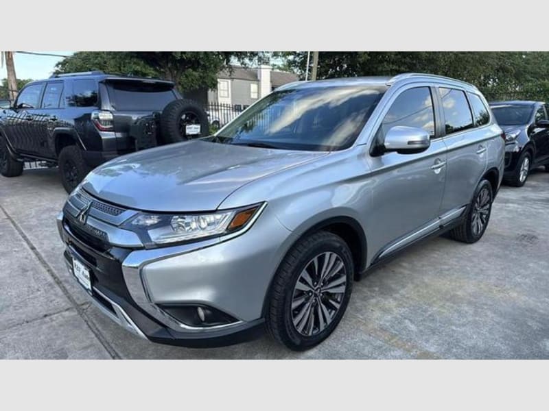 Mitsubishi Outlander 2020 price $18,995