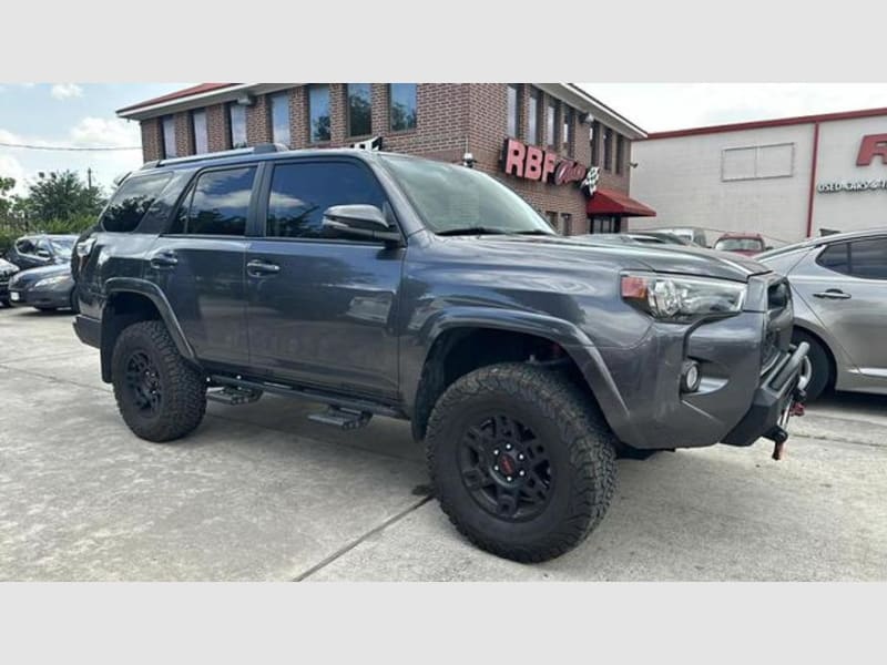 Toyota 4Runner 2018 price $36,995