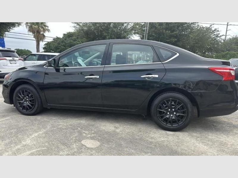 Nissan Sentra 2018 price $12,995