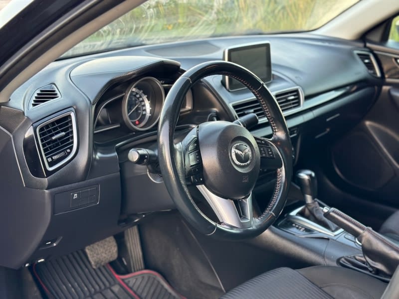 Mazda Mazda3 2015 price $12,990