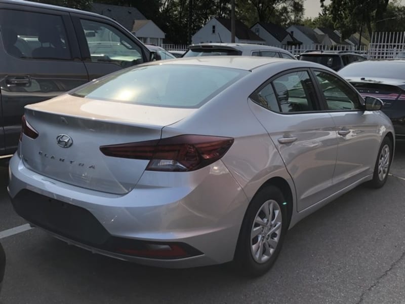 HYUNDAI ELANTRA 2019 price $13,735