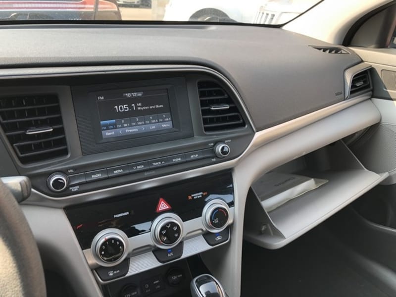 HYUNDAI ELANTRA 2019 price $13,735