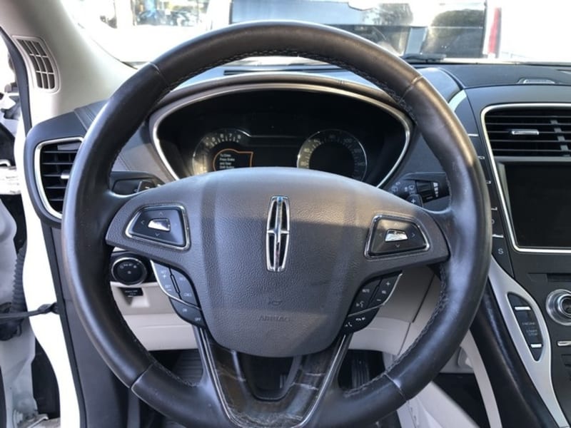 LINCOLN MKX 2018 price $25,745