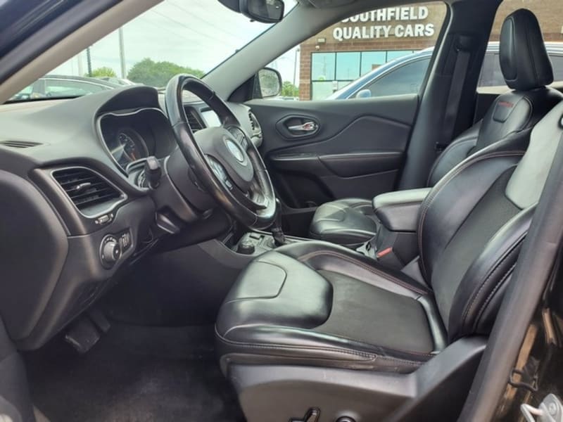 JEEP CHEROKEE 2019 price $21,159