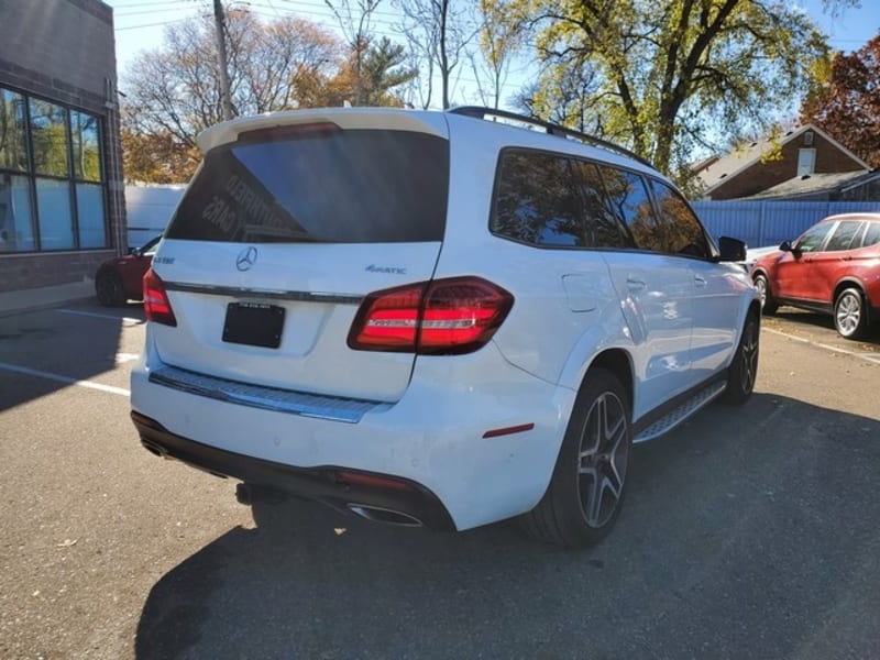 MERCEDES BENZ GLS550 2018 price $33,200