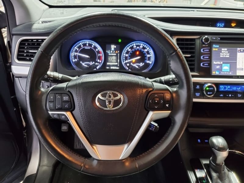 TOYOTA HIGHLANDER 2015 price $20,539