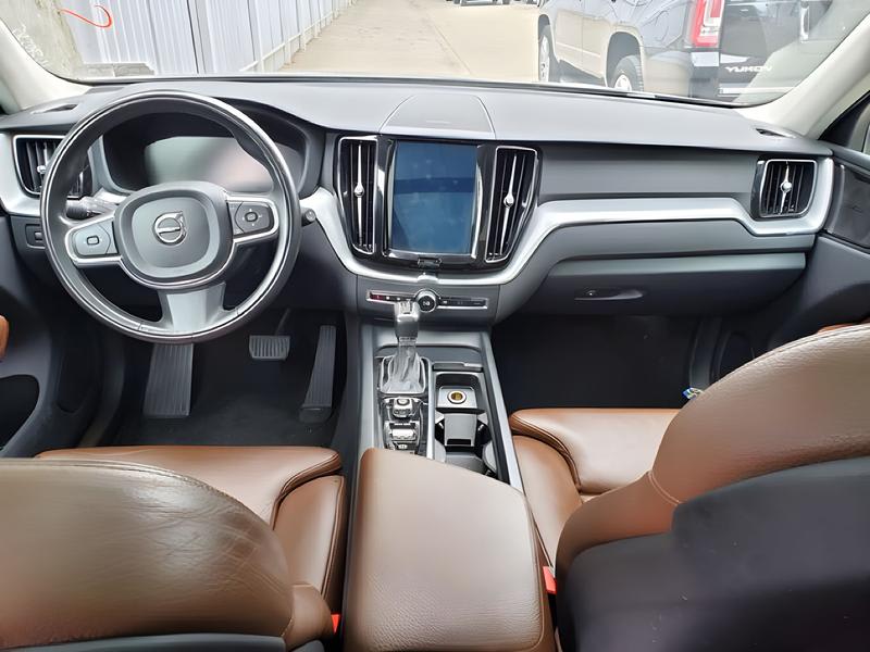 VOLVO XC60 2019 price Call for Pricing.