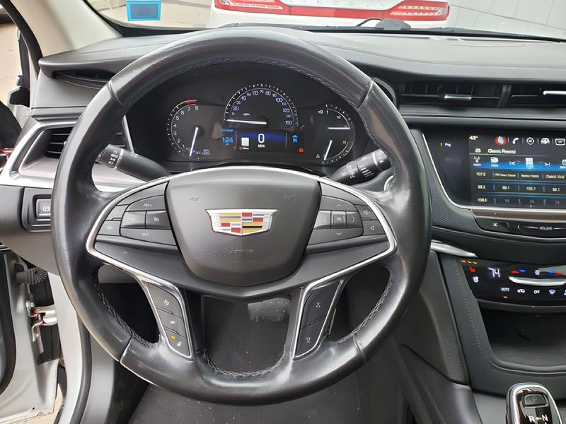 CADILLAC XT5 2019 price Call for Pricing.