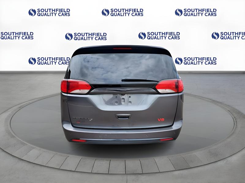 CHRYSLER PACIFICA 2019 price $18,885