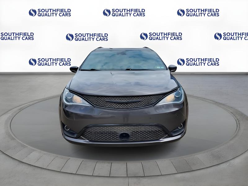 CHRYSLER PACIFICA 2019 price $18,885