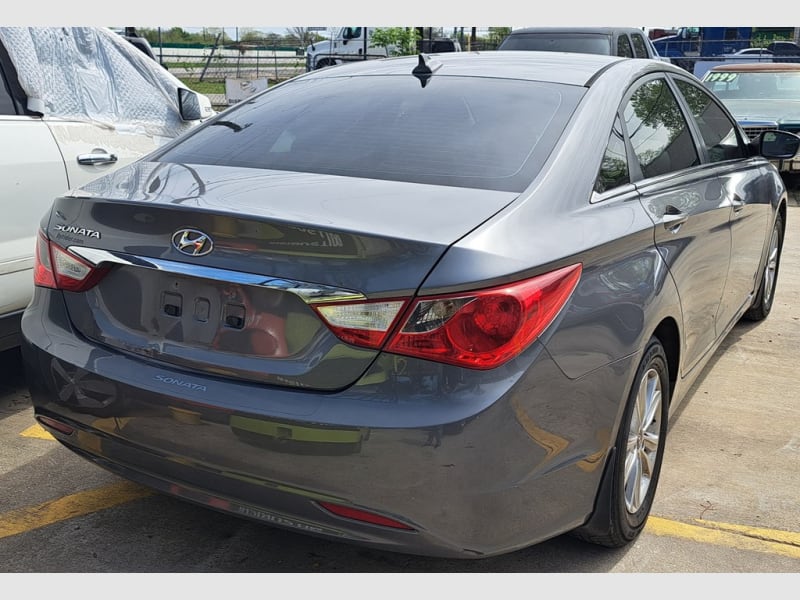 HYUNDAI SONATA 2012 price $2,500 Down