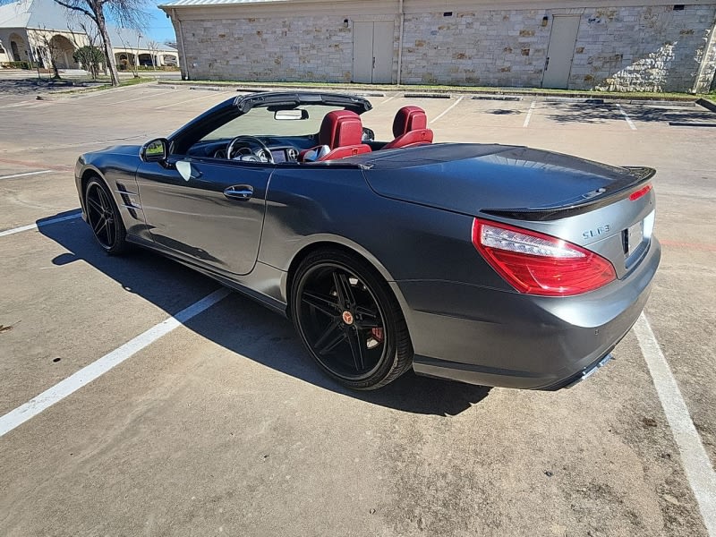 Mercedes-Benz SL-Class 2014 price $49,950