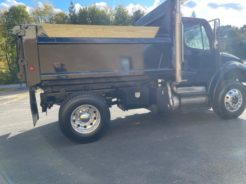 Freightliner m2106 2009 price $57,500