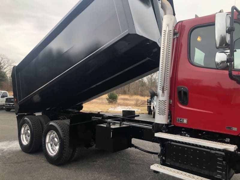 Freightliner 114sd 2014 price $139,500