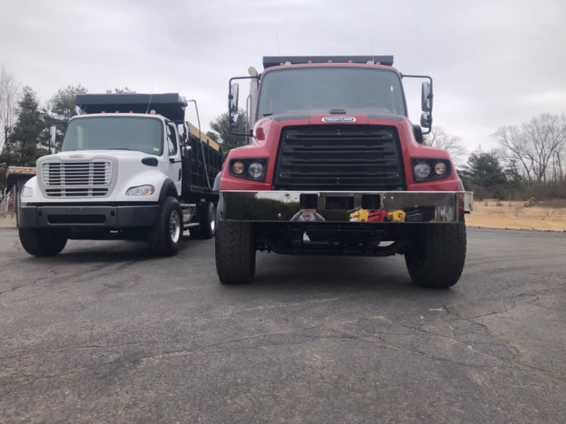 Freightliner 114sd 2014 price $139,500