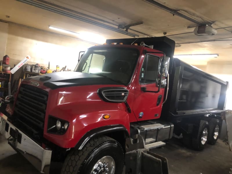 Freightliner 114sd 2014 price $139,500