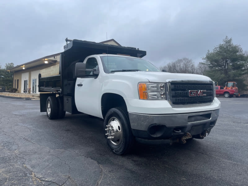 GMC Sierra 3500HD 2014 price $33,900