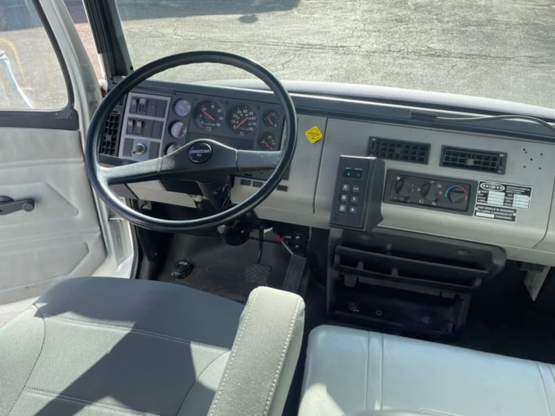 Freightliner FL-70 1996 price $32,500