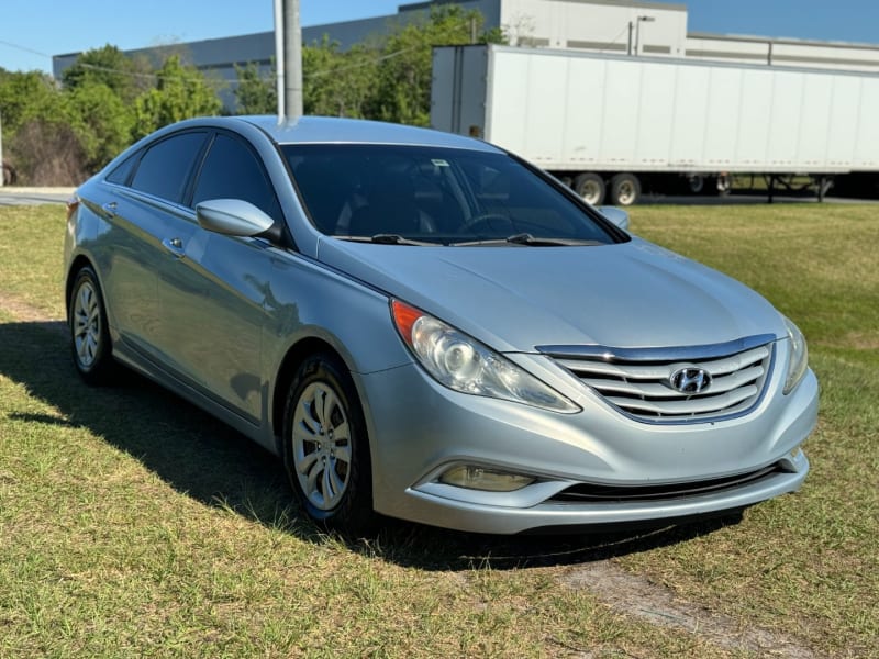 HYUNDAI SONATA 2011 price $4,400