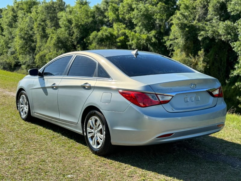 HYUNDAI SONATA 2011 price $4,400