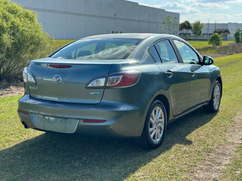 MAZDA 3 2012 price $3,990